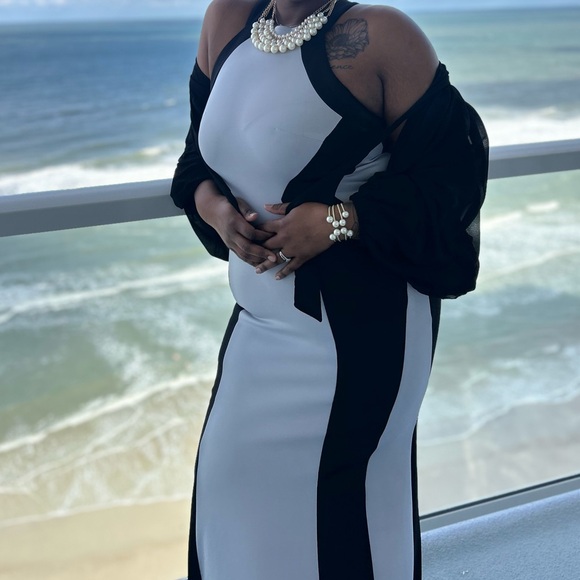 Grey and black color block high neck dress - Picture 2 of 3